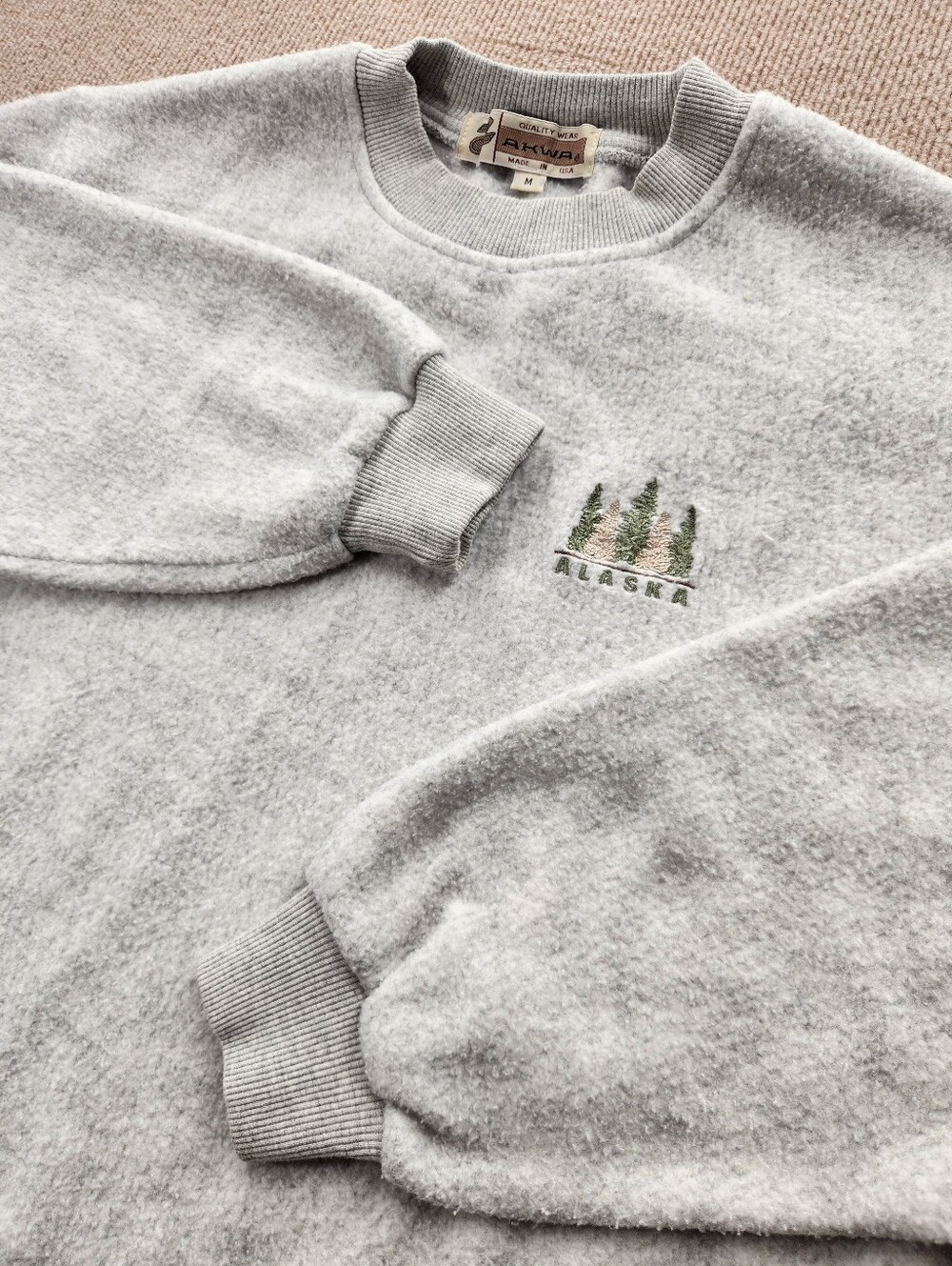 AKWA Quality Wear Adult Medium Heather Gray Fleece Alaska Embroidered Sweatshirt